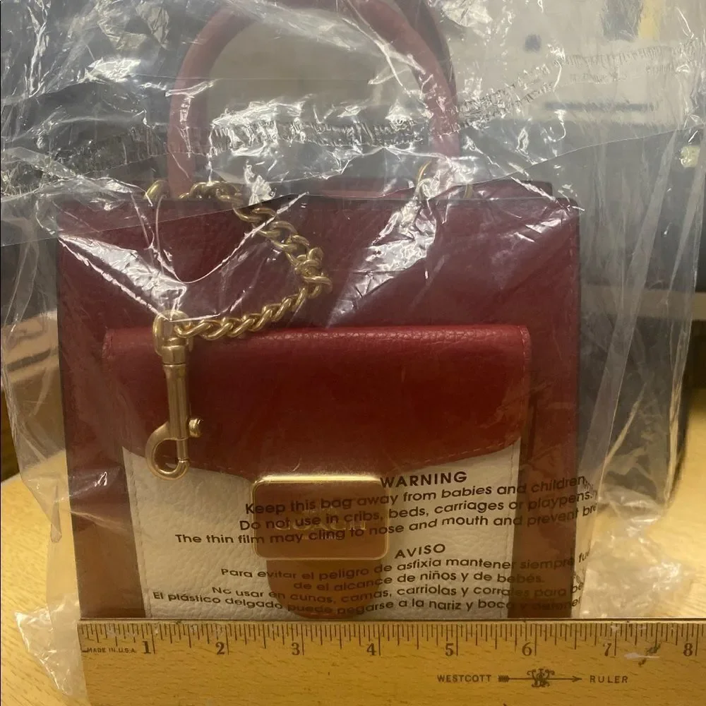 ❤️Coach Women's Mini Pepper Crossbody
